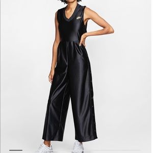 Nike Sportswear Icon Clash Jumpsuit